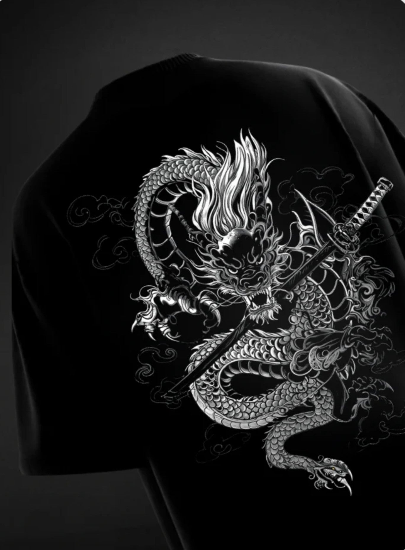 DRAGON - OVESIZED TEE / 240GSM